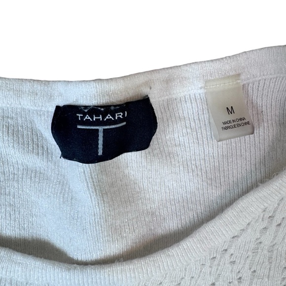 Woman’s Tahari White Short Sleeve Sweater Shirt Size Medium - Picture 4 of 9